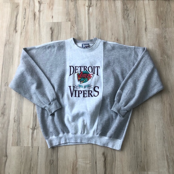 Vintage Other - Vintage Lee Sport Gray Detroit Vipers Crewneck Sweater